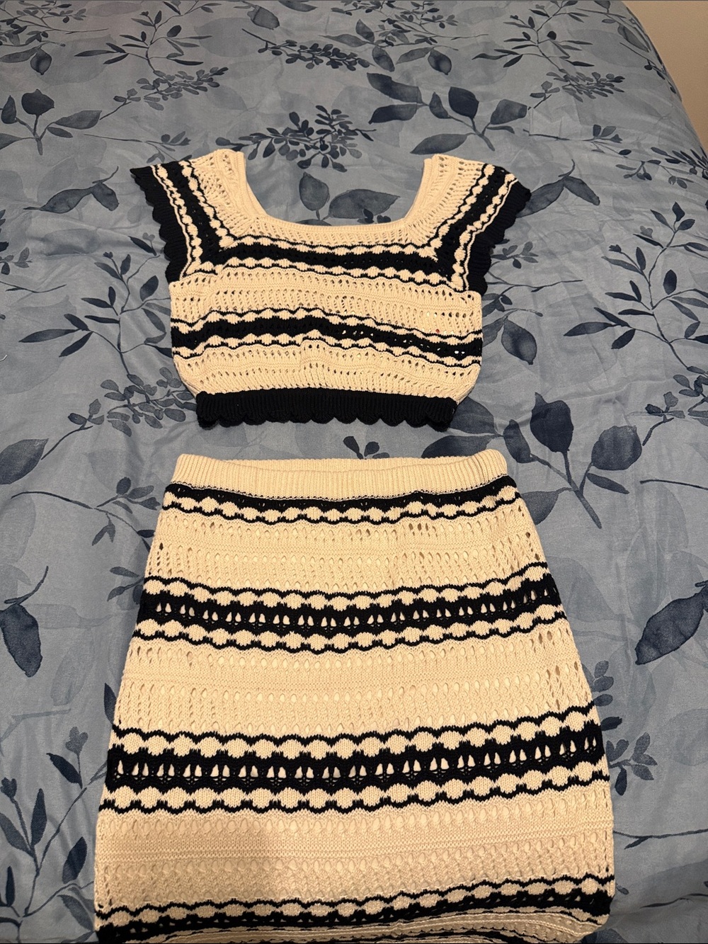 Cream and Black Knit Two-Piece Skirt Set